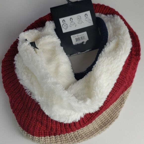 Modena Patriotic Wrap Scarf - Picture 3 of 4